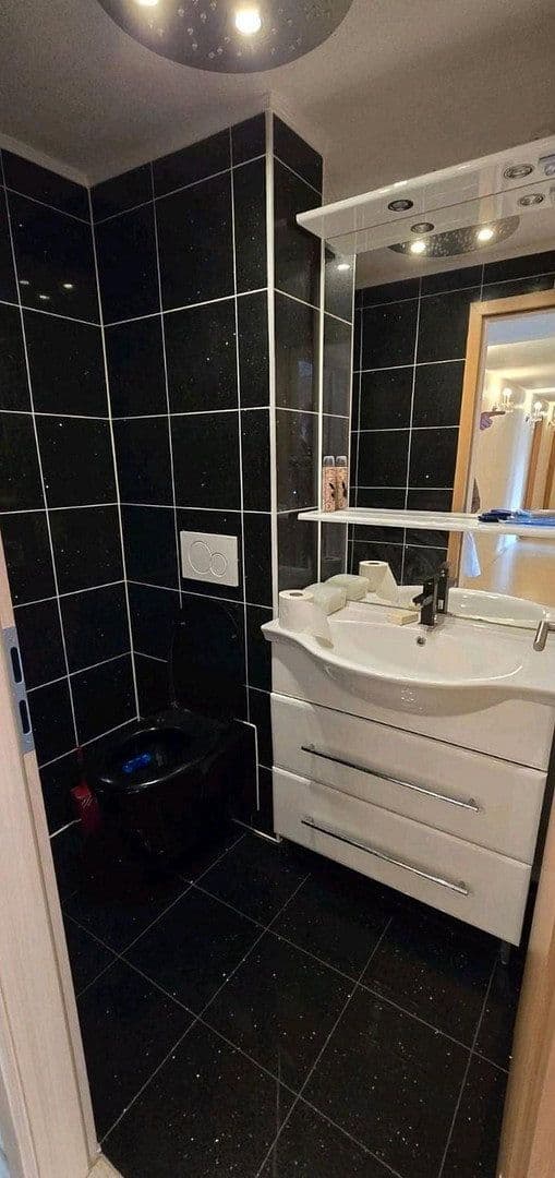 Pronájem bytu 6+1 150 m², Neuwied, Porýní-Falc Pronájem bytu 6+1 150 m², Neuwied, Porýní-Falc