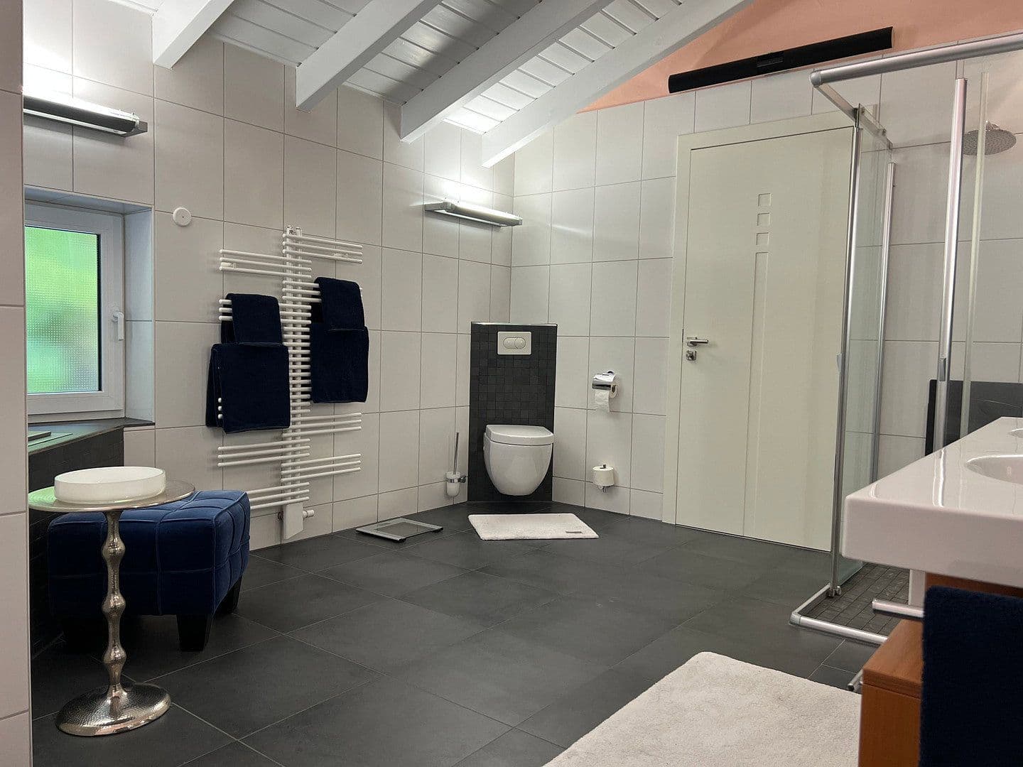 Prodej domu 350 m², pozemek 1.664 m², Rodalben, Porýní-Falc Prodej domu 350 m², pozemek 1.664 m², Rodalben, Porýní-Falc