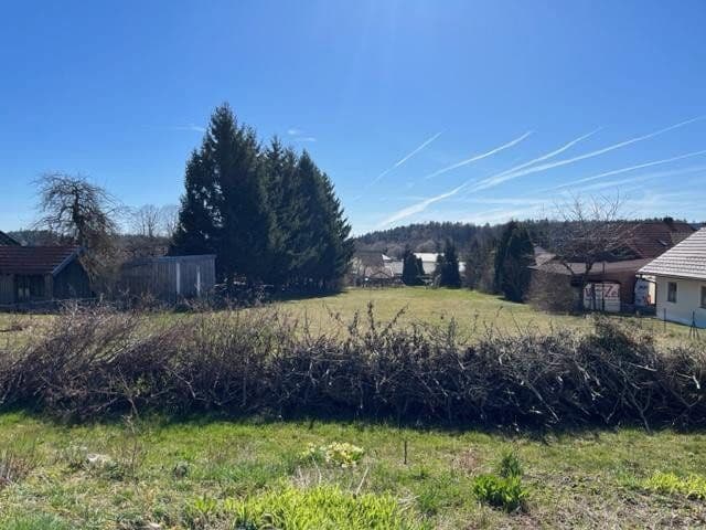 Prodej pozemku 2.790 m², Wiesenfelden, Bavorsko Prodej pozemku 2.790 m², Wiesenfelden, Bavorsko