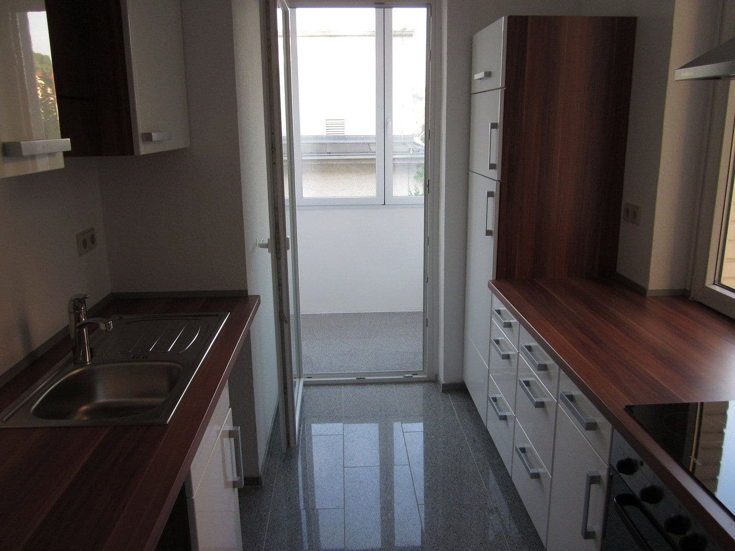 Pronájem bytu 2+1 60 m², Adlerstr. 10, Stuttgart, Bádensko-Württembersko Pronájem bytu 2+1 60 m², Adlerstr. 10, Stuttgart, Bádensko-Württembersko