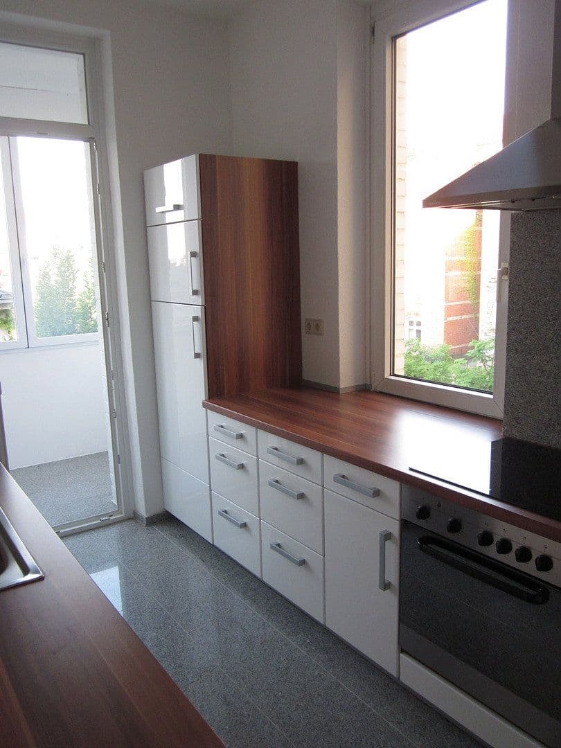 Pronájem bytu 2+1 60 m², Adlerstr. 10, Stuttgart, Bádensko-Württembersko Pronájem bytu 2+1 60 m², Adlerstr. 10, Stuttgart, Bádensko-Württembersko