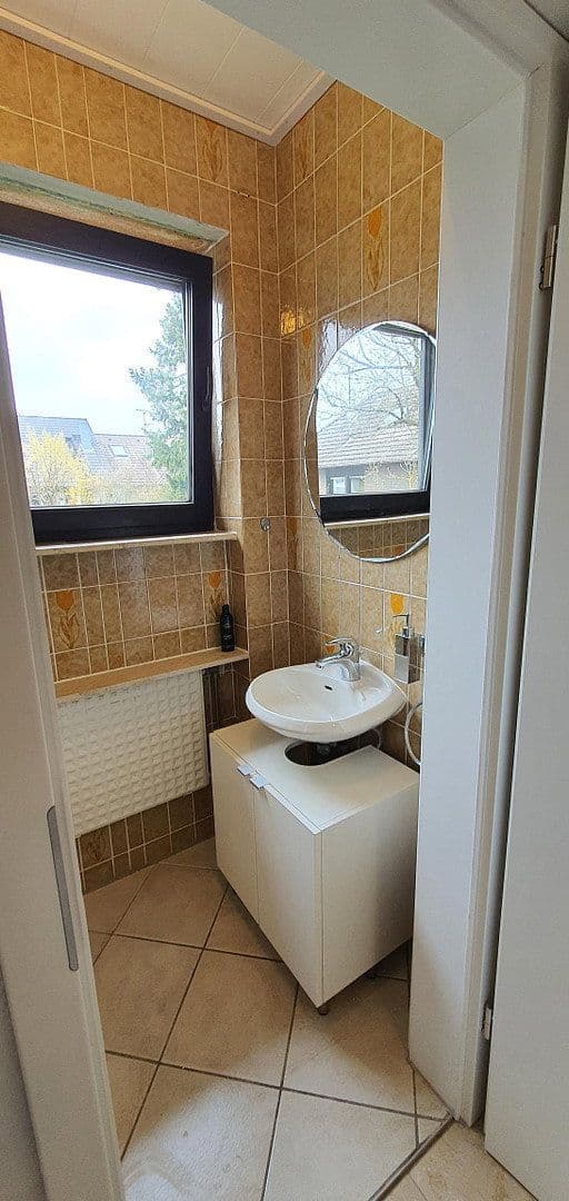 Pronájem bytu 5+kk 145 m², Böbingen an der Rems, Bádensko-Württembersko Pronájem bytu 5+kk 145 m², Böbingen an der Rems, Bádensko-Württembersko