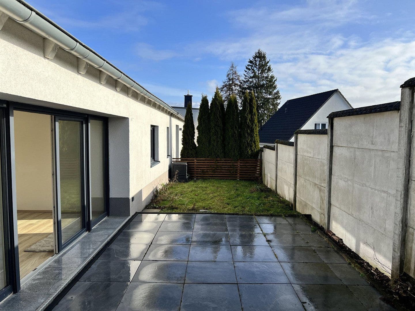 Pronájem bytu 2+kk 152 m², Worderberg 5, Wuppertal, Severní Porýní-Vestfálsko Pronájem bytu 2+kk 152 m², Worderberg 5, Wuppertal, Severní Porýní-Vestfálsko