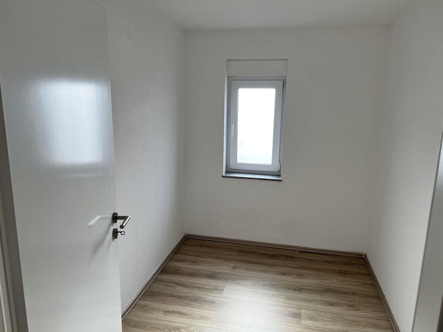 Pronájem bytu 2+kk 152 m², Worderberg 5, Wuppertal, Severní Porýní-Vestfálsko Pronájem bytu 2+kk 152 m², Worderberg 5, Wuppertal, Severní Porýní-Vestfálsko