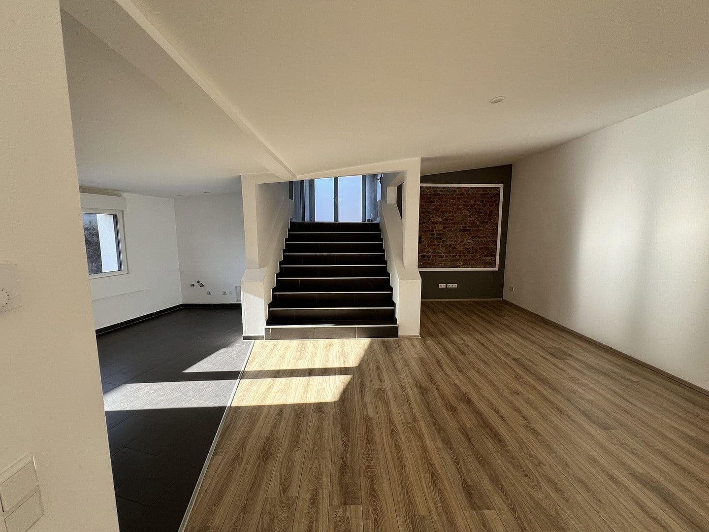 Pronájem bytu 2+kk 152 m², Worderberg 5, Wuppertal, Severní Porýní-Vestfálsko Pronájem bytu 2+kk 152 m², Worderberg 5, Wuppertal, Severní Porýní-Vestfálsko