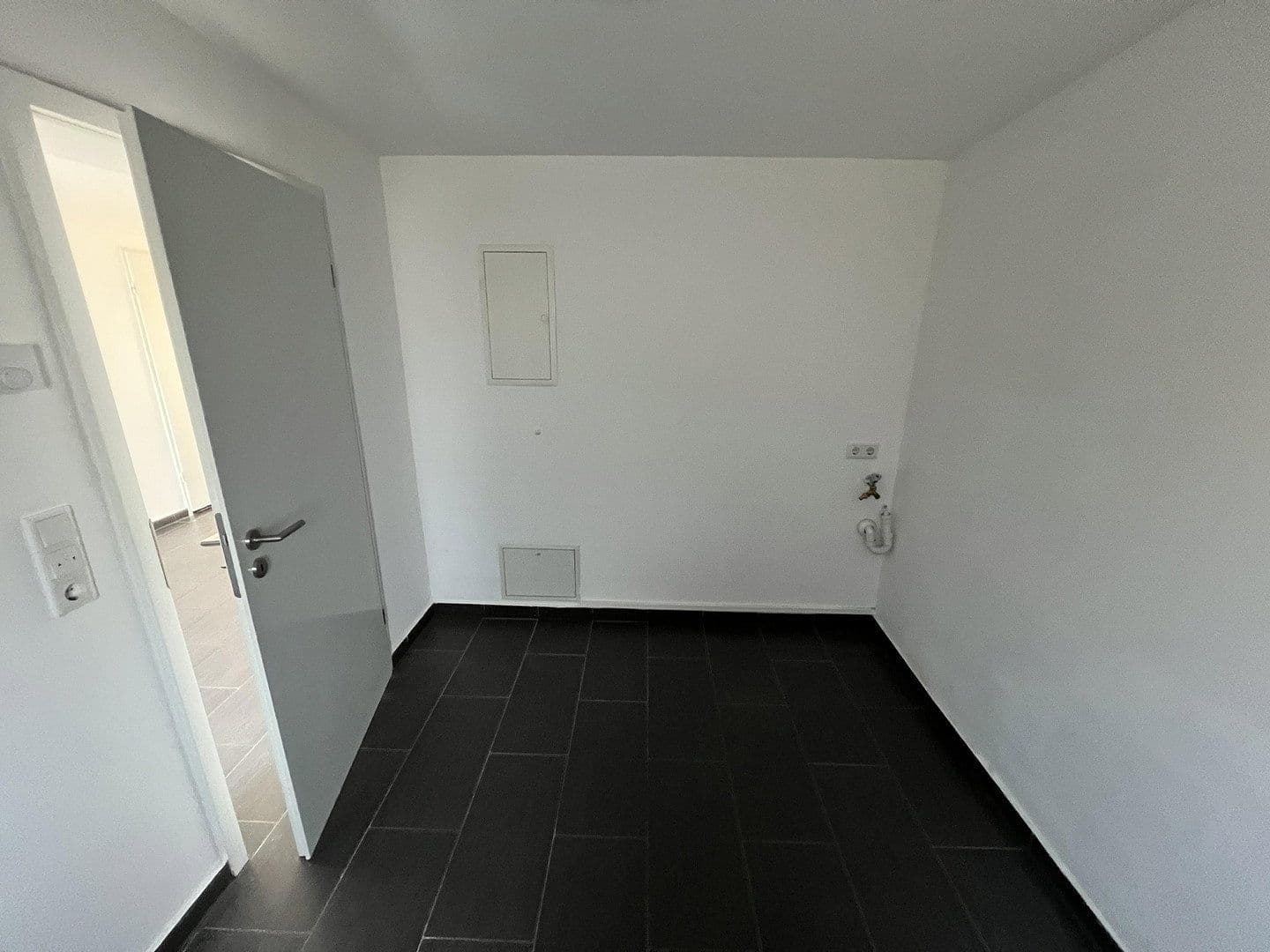 Pronájem bytu 2+kk 152 m², Worderberg 5, Wuppertal, Severní Porýní-Vestfálsko Pronájem bytu 2+kk 152 m², Worderberg 5, Wuppertal, Severní Porýní-Vestfálsko