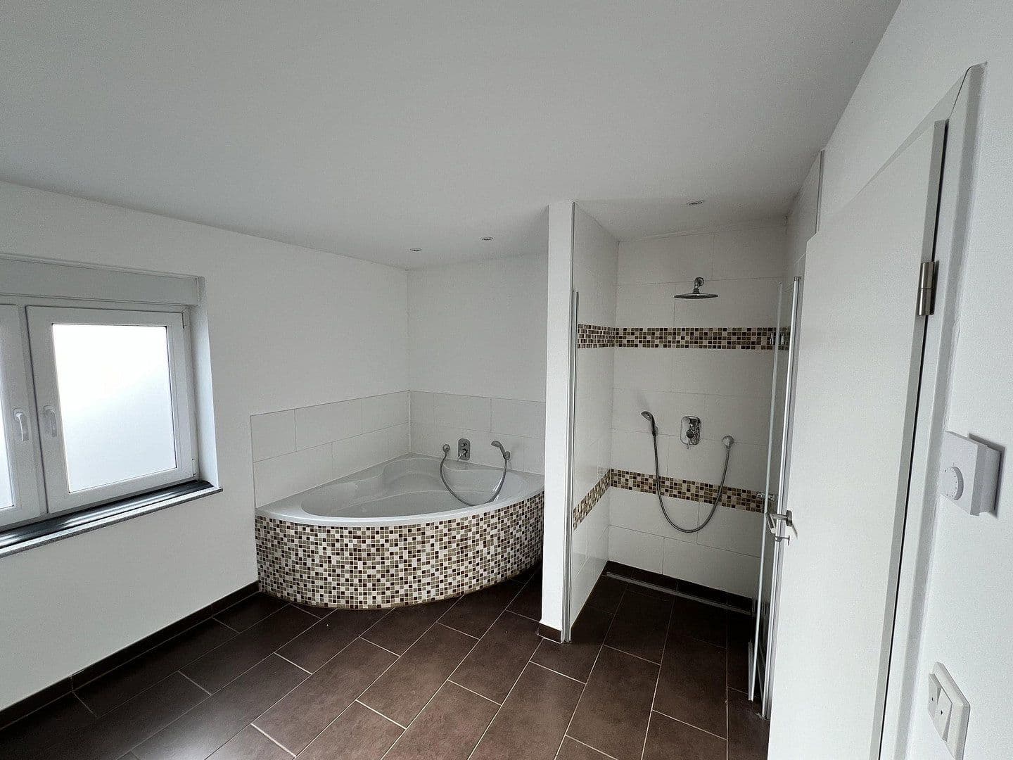 Pronájem bytu 2+kk 152 m², Worderberg 5, Wuppertal, Severní Porýní-Vestfálsko Pronájem bytu 2+kk 152 m², Worderberg 5, Wuppertal, Severní Porýní-Vestfálsko