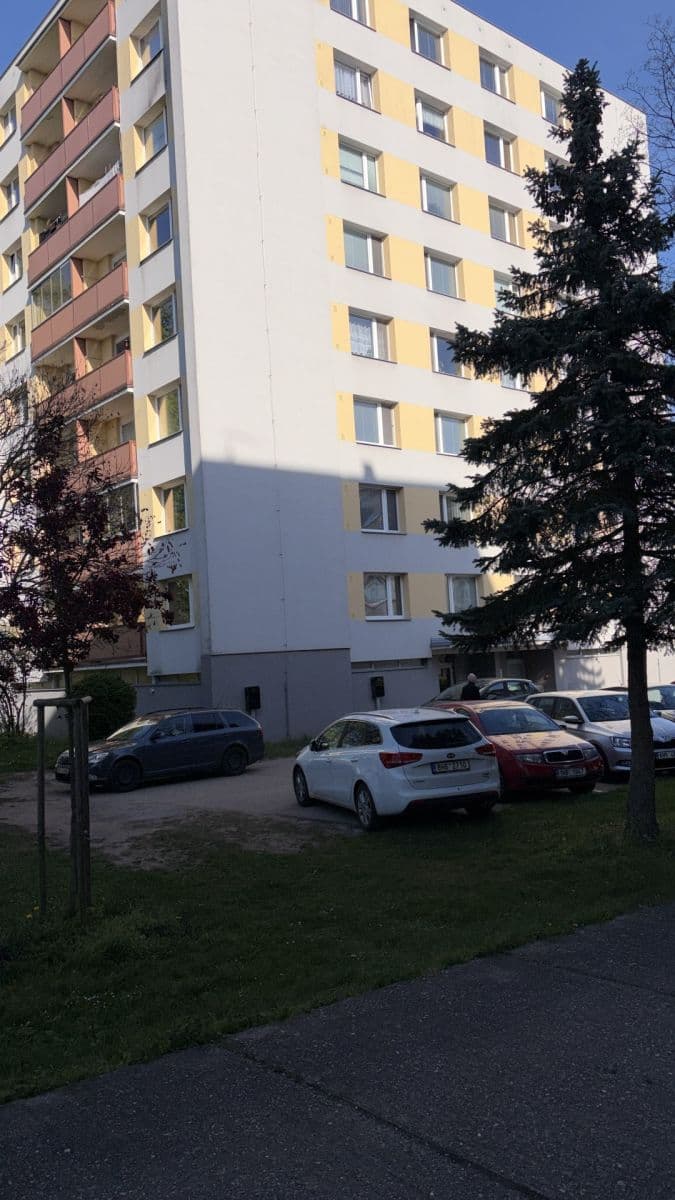 Pronájem bytu 3+1 72 m², K Sokolovně, Hradec Králové, Královéhradecký kraj Pronájem bytu 3+1 72 m², K Sokolovně, Hradec Králové, Královéhradecký kraj