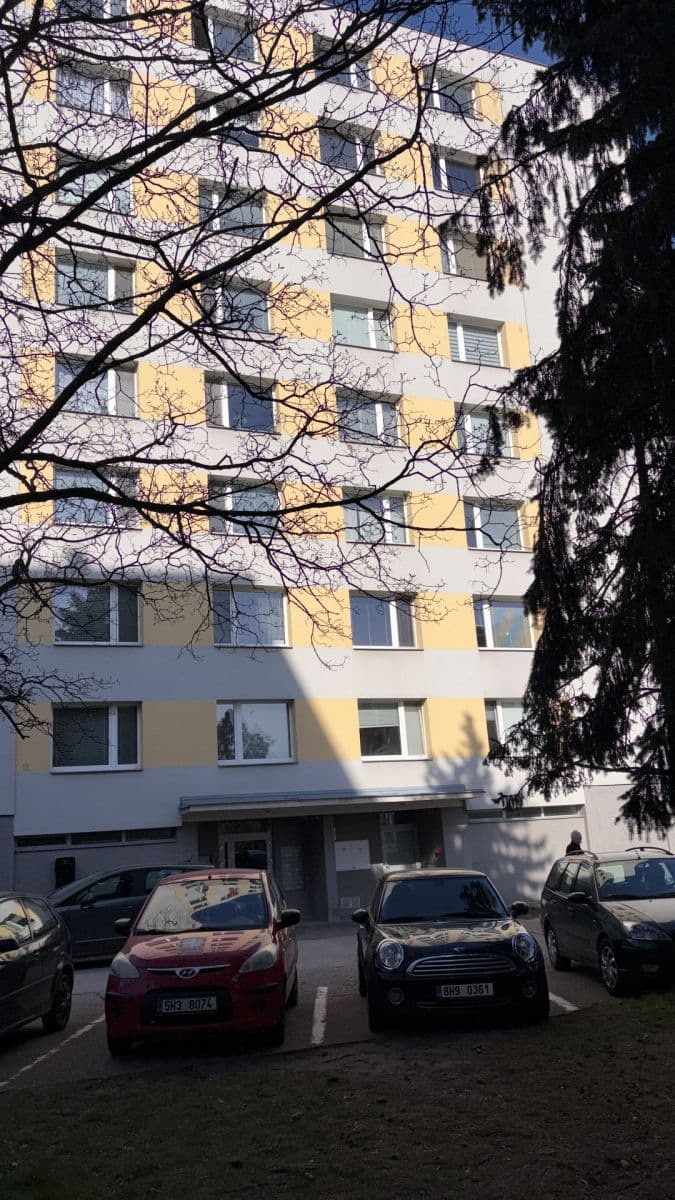 Pronájem bytu 3+1 72 m², K Sokolovně, Hradec Králové, Královéhradecký kraj Pronájem bytu 3+1 72 m², K Sokolovně, Hradec Králové, Královéhradecký kraj