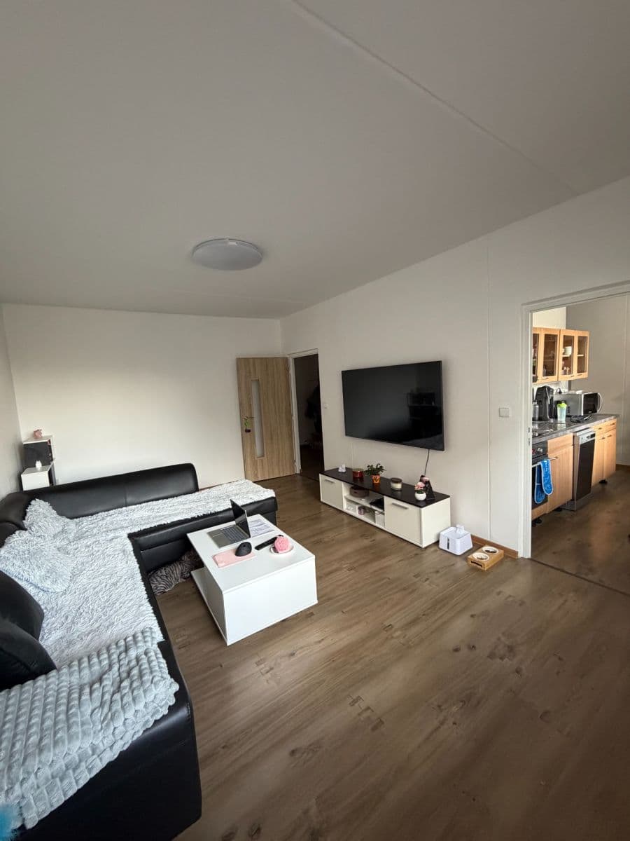 Pronájem bytu 3+1 72 m², K Sokolovně, Hradec Králové, Královéhradecký kraj Pronájem bytu 3+1 72 m², K Sokolovně, Hradec Králové, Královéhradecký kraj