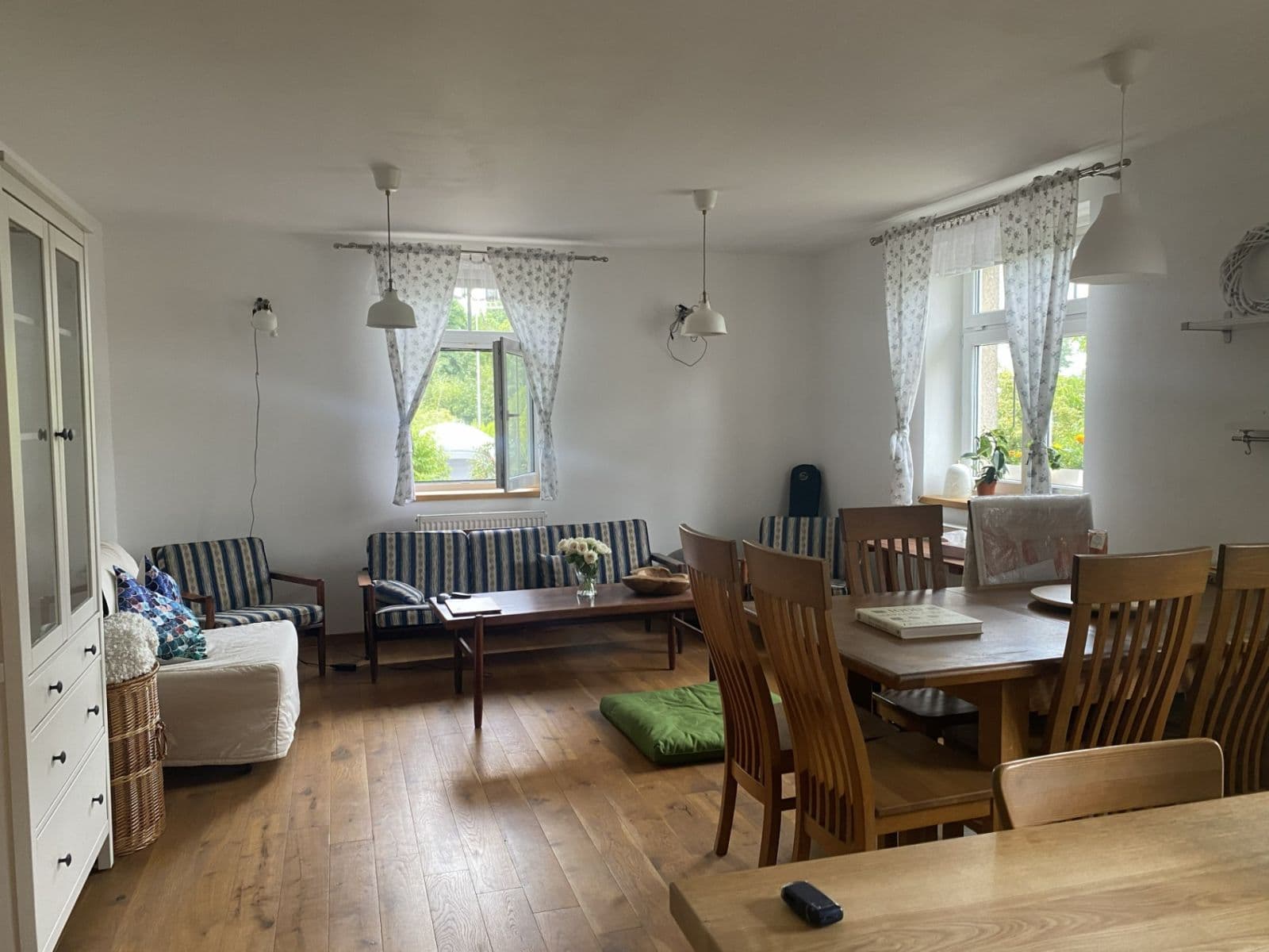 Prodej domu 433 m², pozemek 1.000 m², Mnichovo Hradiště, Středočeský kraj Prodej domu 433 m², pozemek 1.000 m², Mnichovo Hradiště, Středočeský kraj