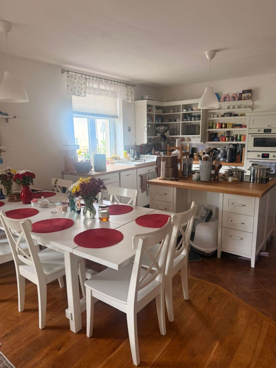 Prodej domu 433 m², pozemek 1.000 m², Mnichovo Hradiště, Středočeský kraj Prodej domu 433 m², pozemek 1.000 m², Mnichovo Hradiště, Středočeský kraj