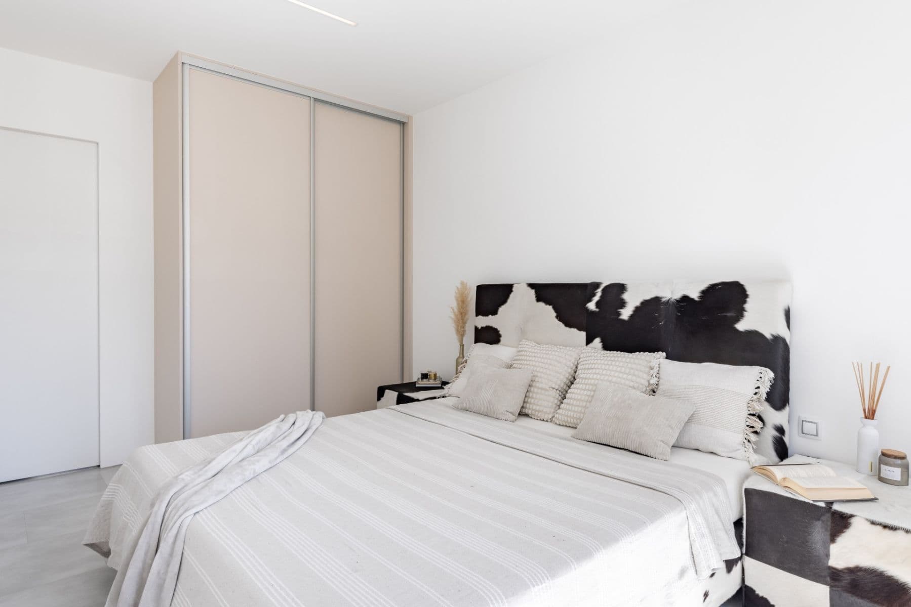 Prodej bytu 2+kk 52 m², Jabloňová, Praha, Praha Prodej bytu 2+kk 52 m², Jabloňová, Praha, Praha