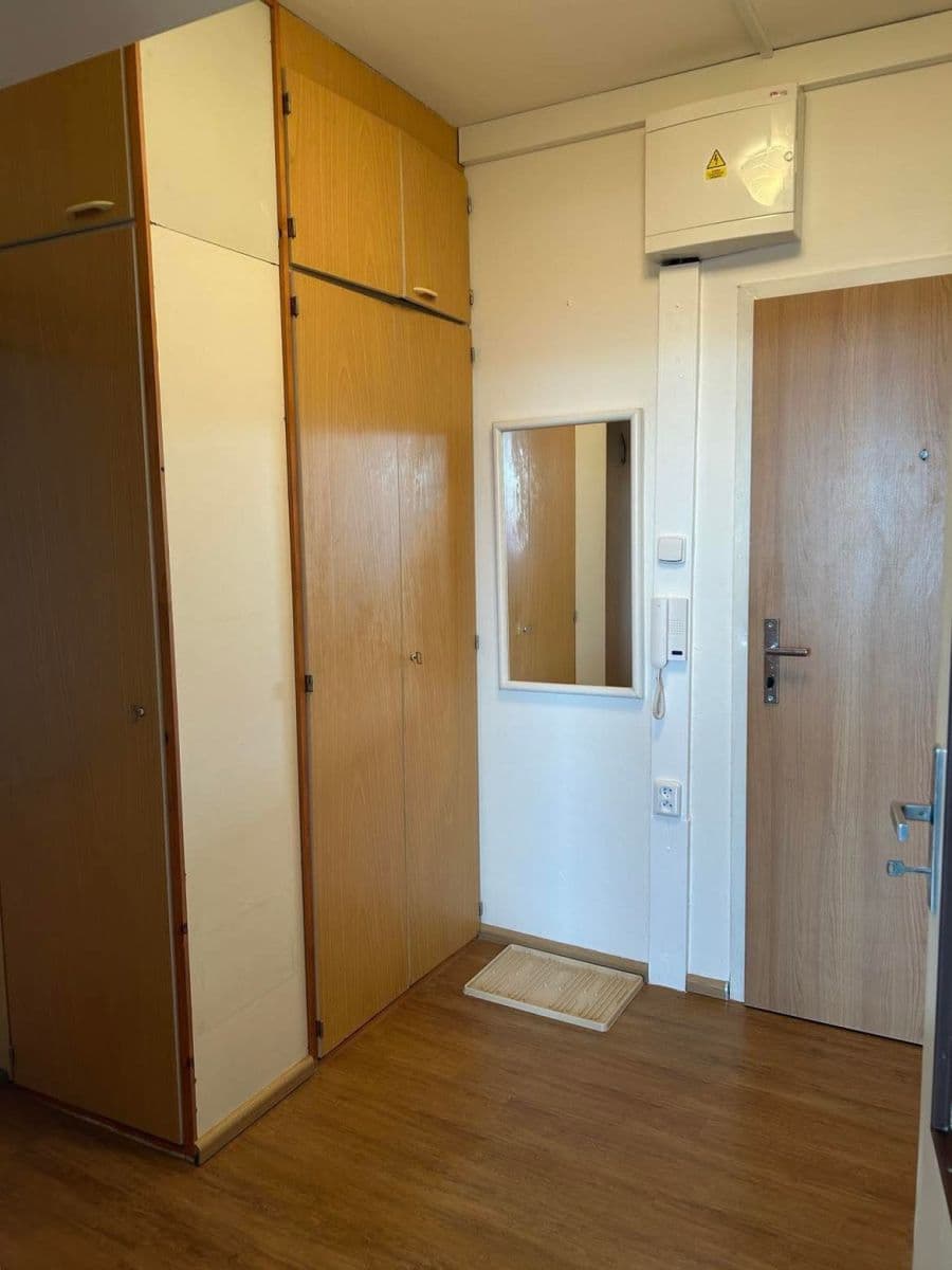 Pronájem bytu 2+kk 45 m², Bryksova, Praha, Praha Pronájem bytu 2+kk 45 m², Bryksova, Praha, Praha