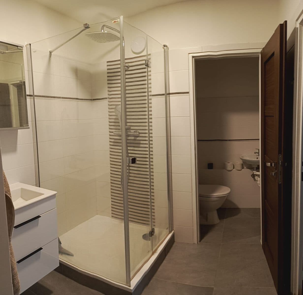 Pronájem bytu 4+1 104 m², Anderleho, Praha, Praha Pronájem bytu 4+1 104 m², Anderleho, Praha, Praha