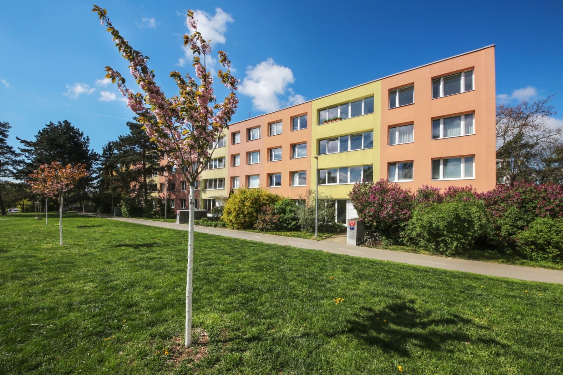 Pronájem bytu 3+1 56 m², Pujmanové, Praha, Praha Pronájem bytu 3+1 56 m², Pujmanové, Praha, Praha