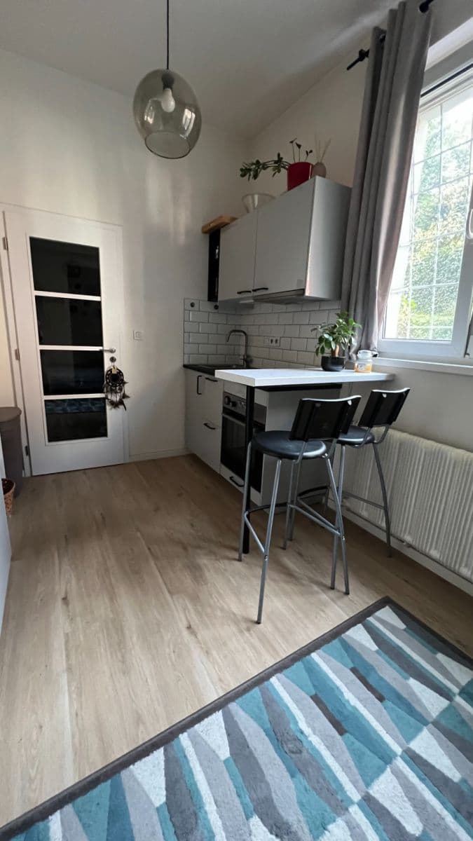 Prodej bytu 1+kk 21 m², Pod Vilami, Praha, Praha Prodej bytu 1+kk 21 m², Pod Vilami, Praha, Praha