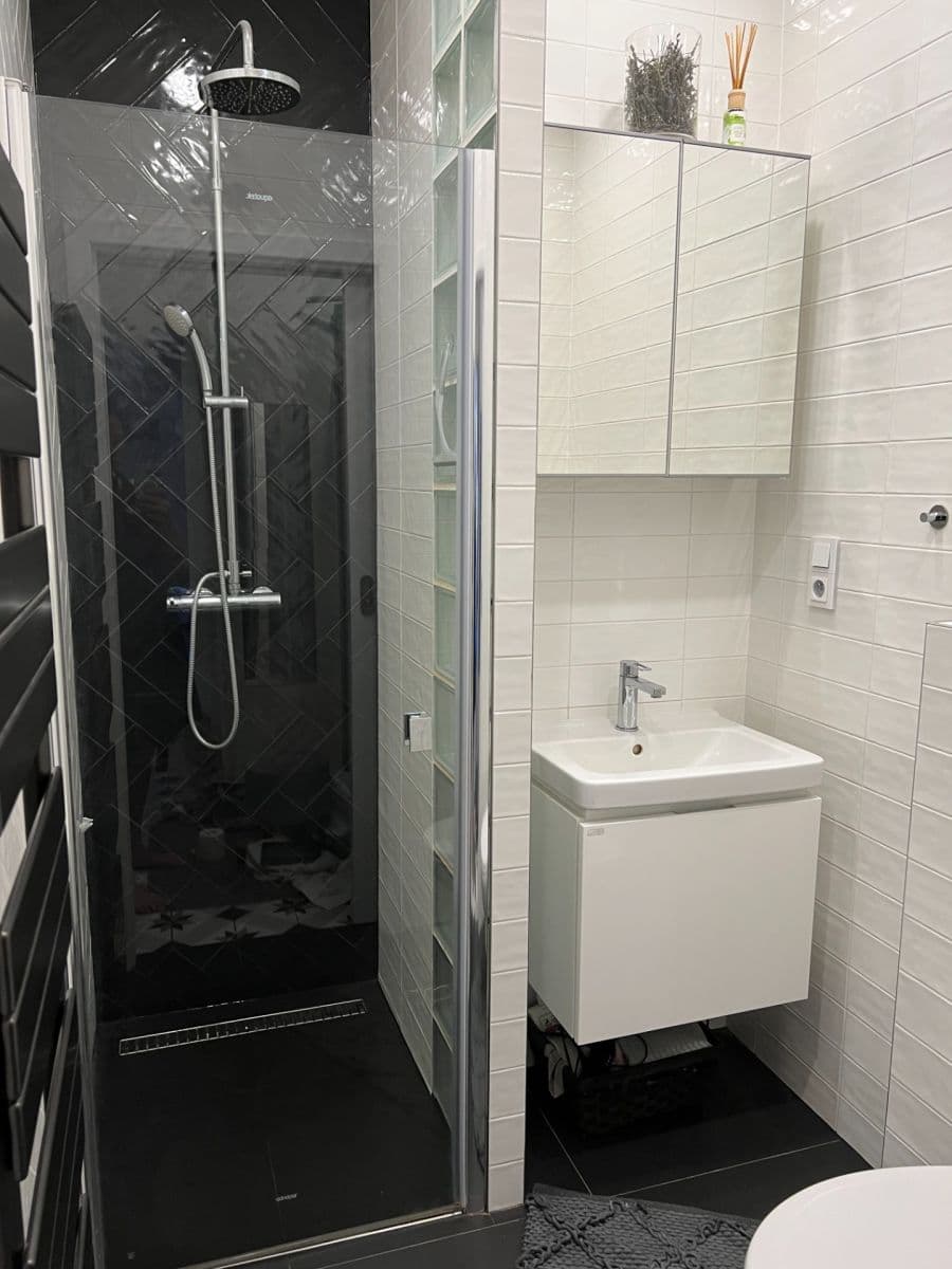 Prodej bytu 1+kk 21 m², Pod Vilami, Praha, Praha Prodej bytu 1+kk 21 m², Pod Vilami, Praha, Praha