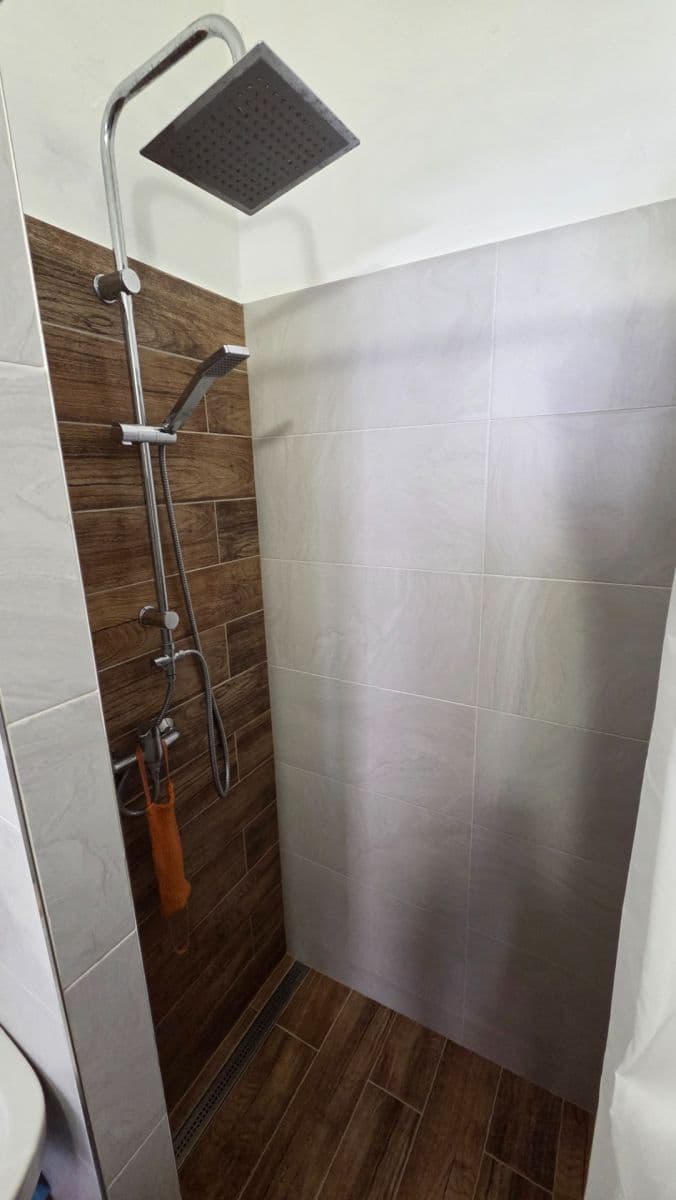 Pronájem bytu 2+1 89 m², Votroubkova, Brno, Jihomoravský kraj Pronájem bytu 2+1 89 m², Votroubkova, Brno, Jihomoravský kraj