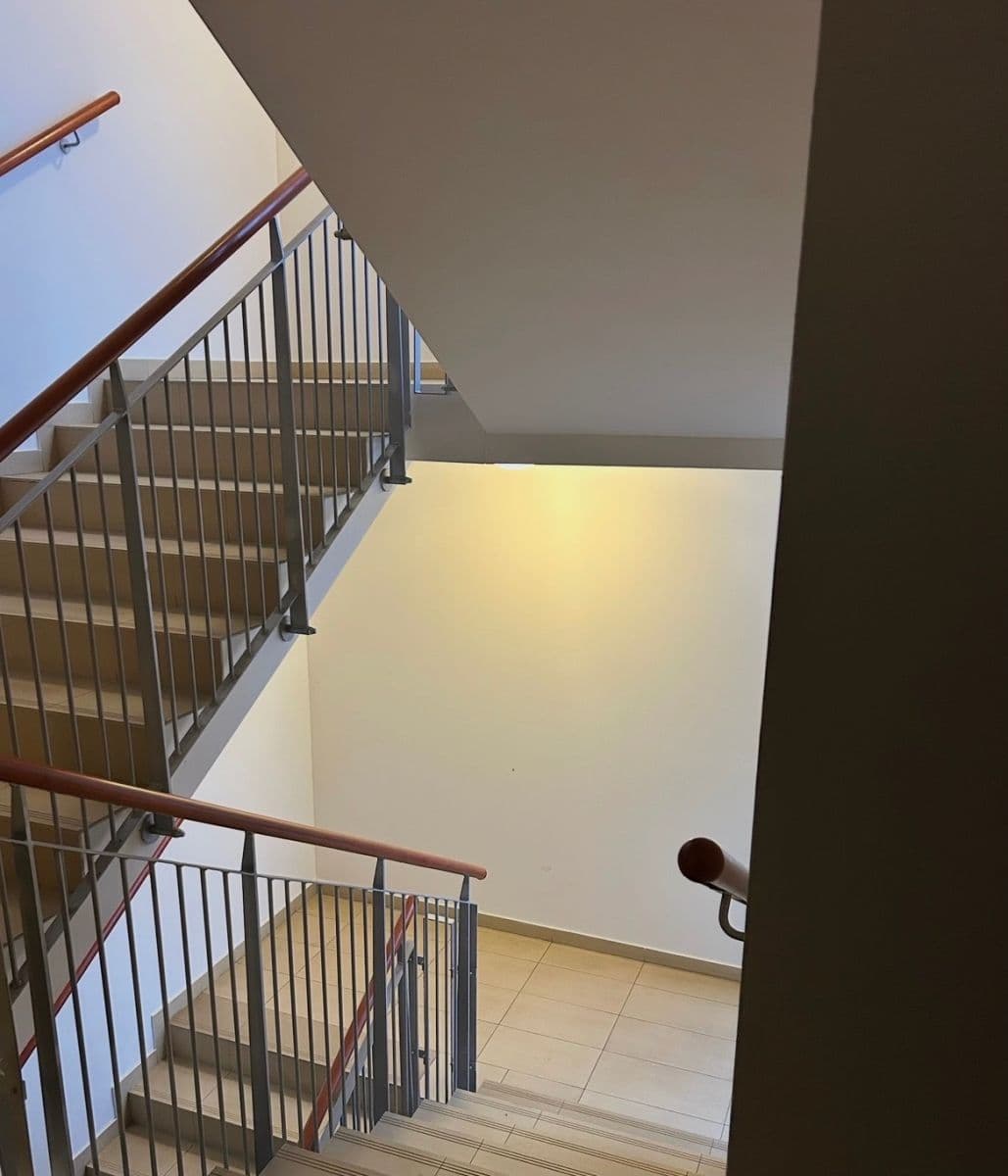 Pronájem bytu 3+kk 80 m², Sazovická, Praha, Praha Pronájem bytu 3+kk 80 m², Sazovická, Praha, Praha