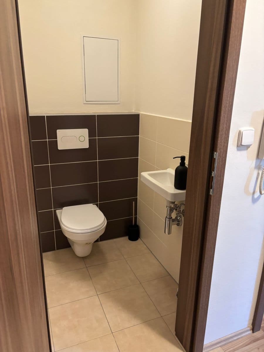 Pronájem bytu 2+kk 59 m², Hálův statek, Praha, Praha Pronájem bytu 2+kk 59 m², Hálův statek, Praha, Praha