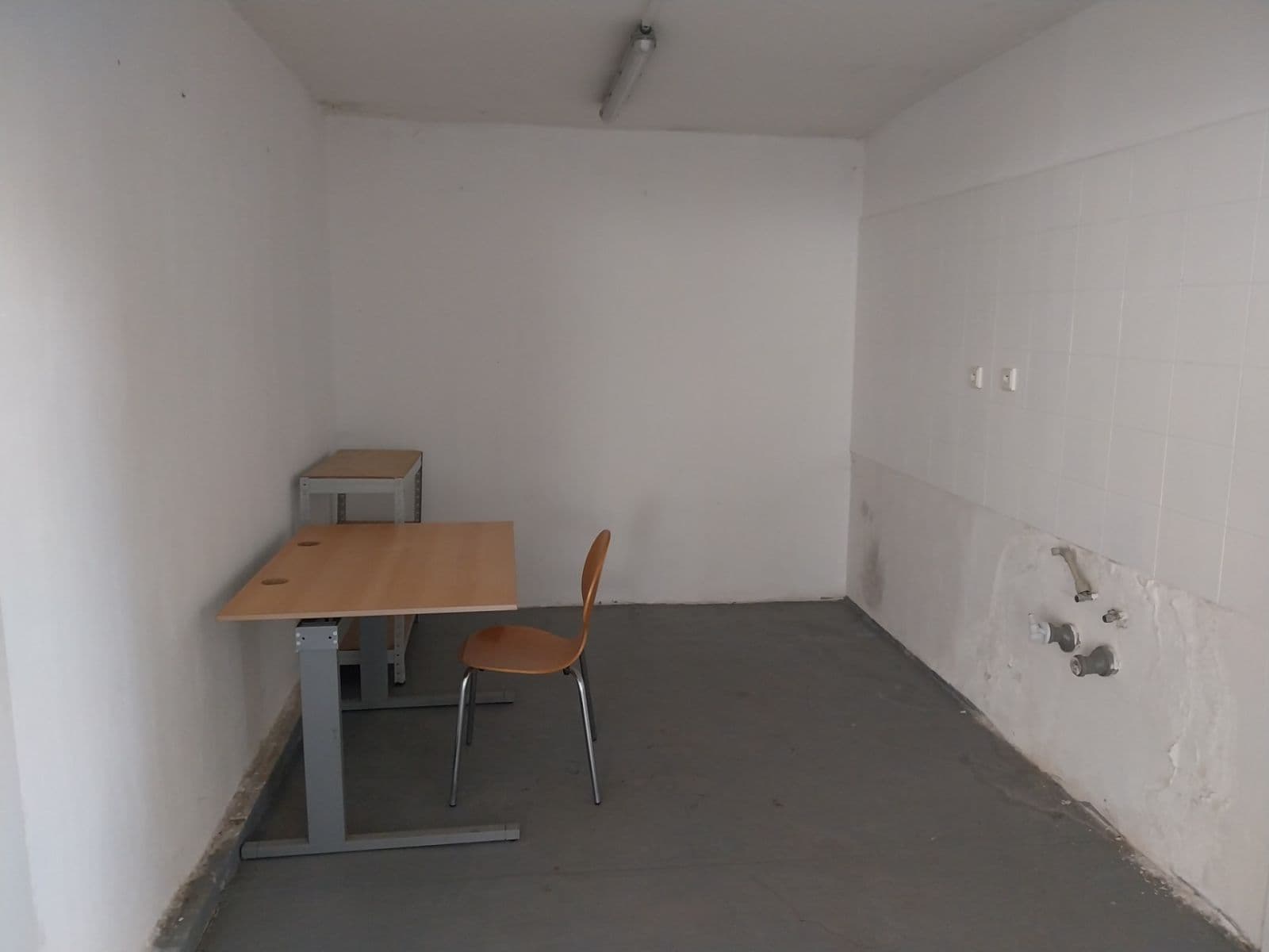 Pronájem nebytového prostoru 95 m², Slivenecká, Praha, Praha Pronájem nebytového prostoru 95 m², Slivenecká, Praha, Praha