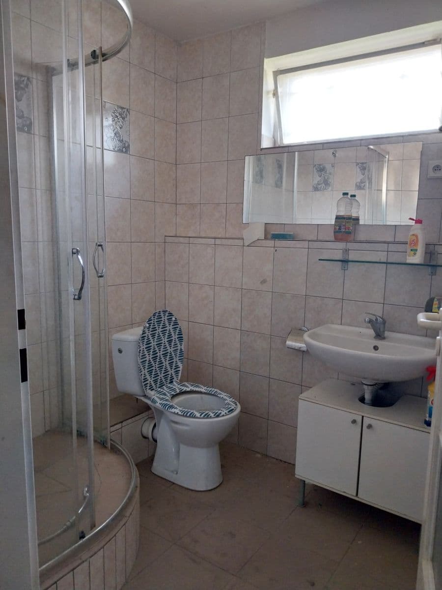 Pronájem nebytového prostoru 95 m², Slivenecká, Praha, Praha Pronájem nebytového prostoru 95 m², Slivenecká, Praha, Praha