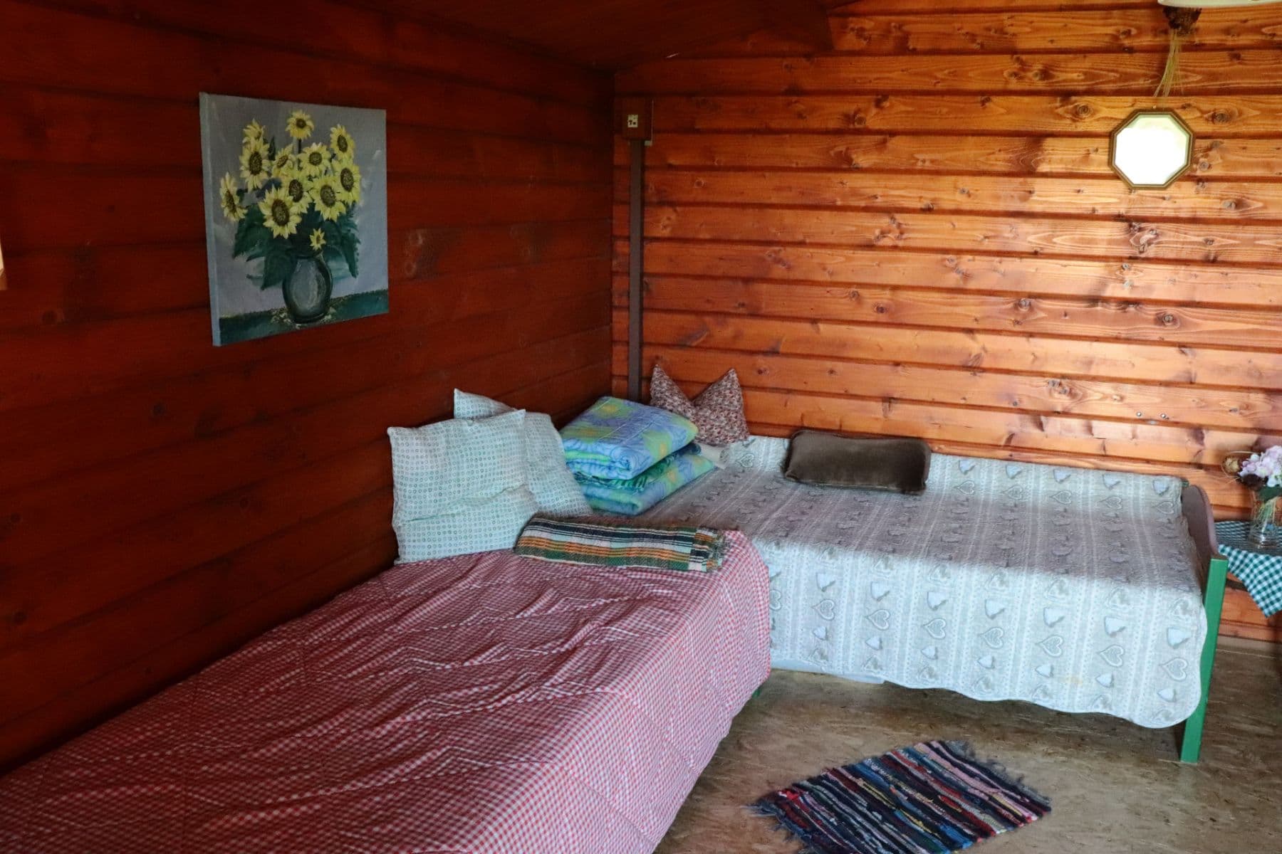 Prodej chaty, chalupy 15 m², pozemek 164 m², Roudné, Jihočeský kraj Prodej chaty, chalupy 15 m², pozemek 164 m², Roudné, Jihočeský kraj