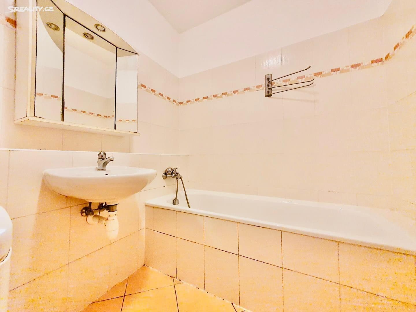 Prodej bytu 2+kk 56 m², Marty Krásové, Praha, Praha Prodej bytu 2+kk 56 m², Marty Krásové, Praha, Praha