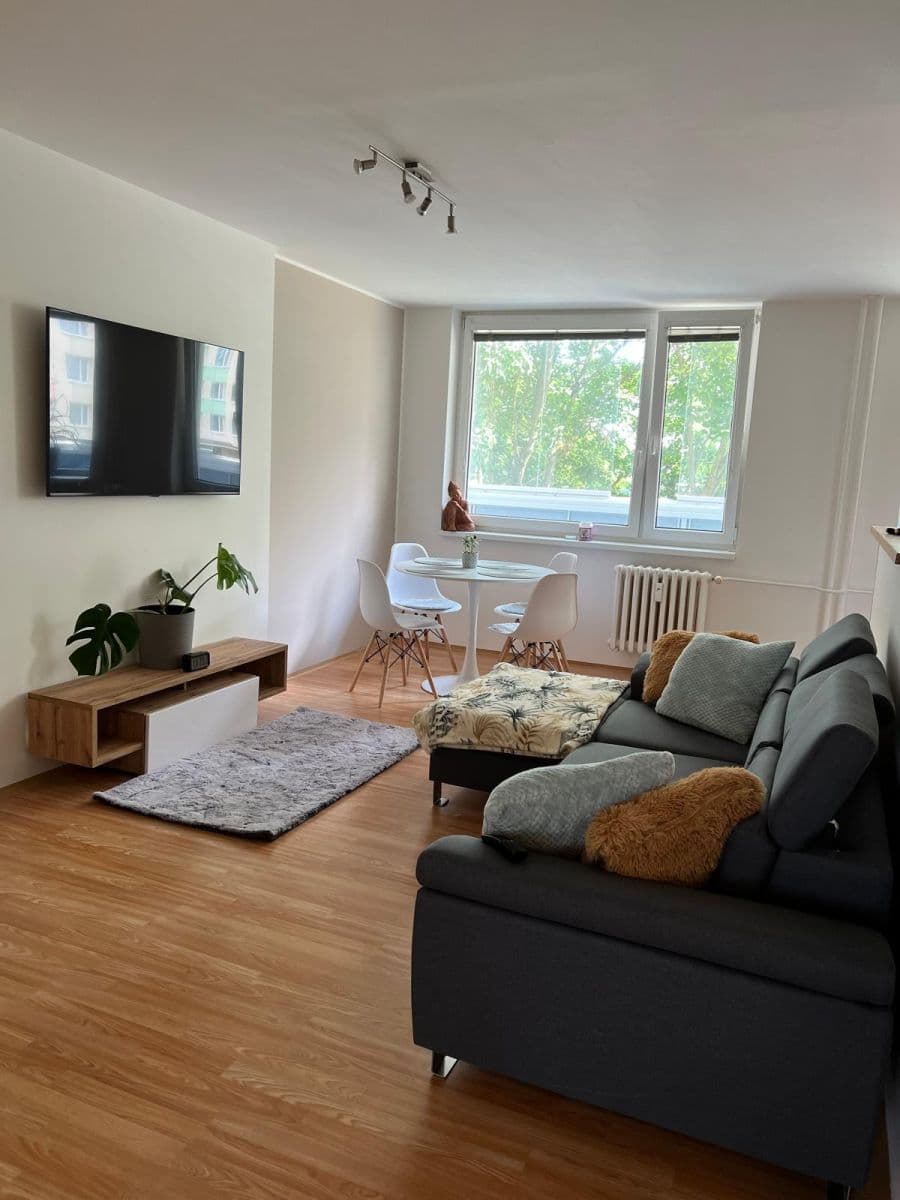 Pronájem bytu 3+kk 70 m², Havlíčkova, Mladá Boleslav, Středočeský kraj Pronájem bytu 3+kk 70 m², Havlíčkova, Mladá Boleslav, Středočeský kraj