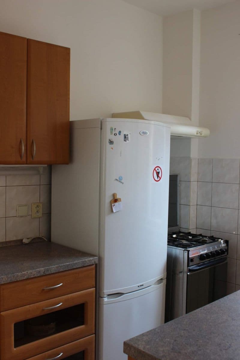 Pronájem bytu 14 m², Štefánikova, Zlín, Zlínský kraj Pronájem bytu 14 m², Štefánikova, Zlín, Zlínský kraj
