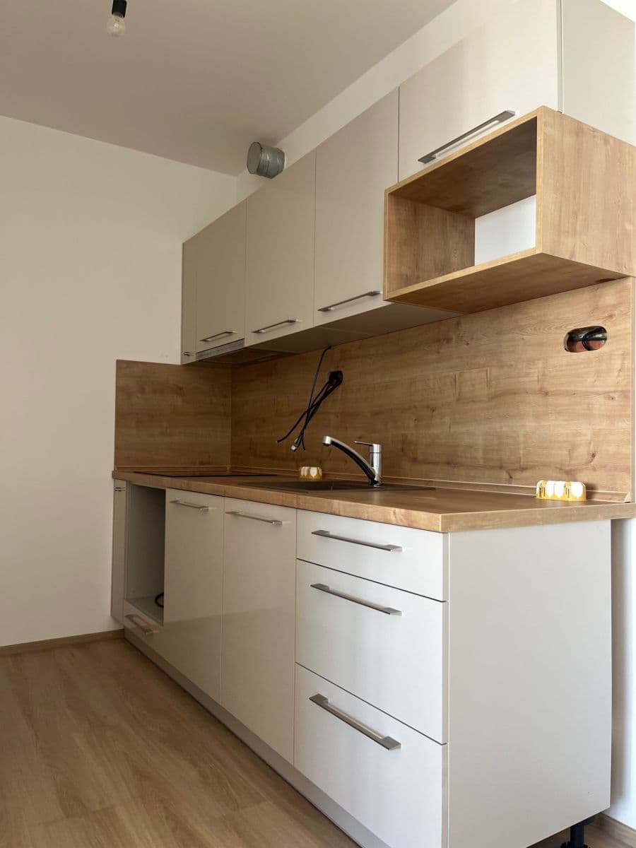 Pronájem bytu 2+kk 45 m², Honzíkova, Praha, Praha Pronájem bytu 2+kk 45 m², Honzíkova, Praha, Praha