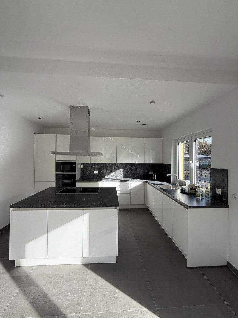 Pronájem domu 154 m², pozemek 430 m², Berlin, Berlín Pronájem domu 154 m², pozemek 430 m², Berlin, Berlín