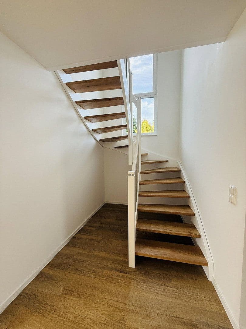 Pronájem domu 154 m², pozemek 430 m², Berlin, Berlín Pronájem domu 154 m², pozemek 430 m², Berlin, Berlín