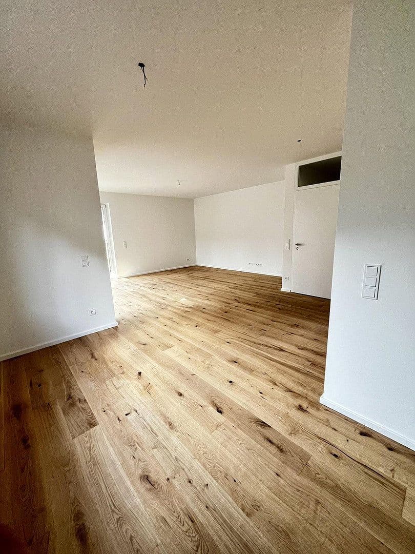 Pronájem bytu 4+1 116 m², Alte Str. 16, Frechen, Severní Porýní-Vestfálsko Pronájem bytu 4+1 116 m², Alte Str. 16, Frechen, Severní Porýní-Vestfálsko