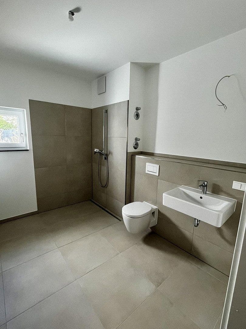 Pronájem bytu 4+1 116 m², Alte Str. 16, Frechen, Severní Porýní-Vestfálsko Pronájem bytu 4+1 116 m², Alte Str. 16, Frechen, Severní Porýní-Vestfálsko