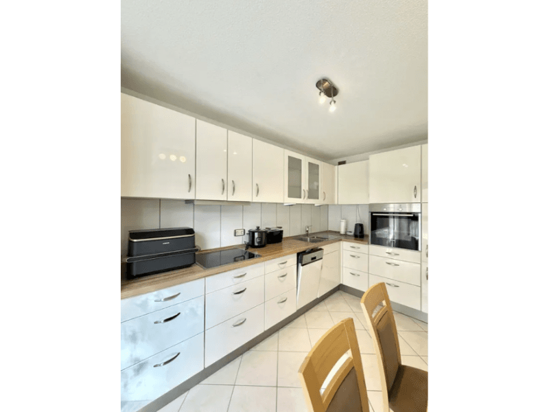 Pronájem bytu 2+1 66 m², Calmbacher Straße 2, Böblingen, Bádensko-Württembersko Pronájem bytu 2+1 66 m², Calmbacher Straße 2, Böblingen, Bádensko-Württembersko