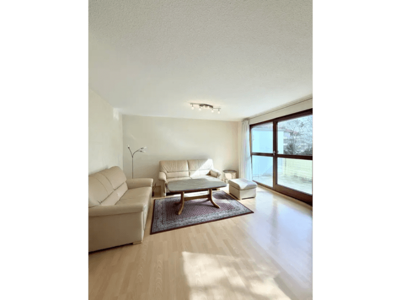 Pronájem bytu 2+1 66 m², Calmbacher Straße 2, Böblingen, Bádensko-Württembersko Pronájem bytu 2+1 66 m², Calmbacher Straße 2, Böblingen, Bádensko-Württembersko