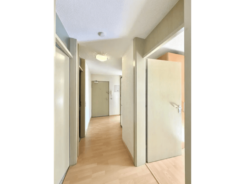 Pronájem bytu 2+1 66 m², Calmbacher Straße 2, Böblingen, Bádensko-Württembersko Pronájem bytu 2+1 66 m², Calmbacher Straße 2, Böblingen, Bádensko-Württembersko