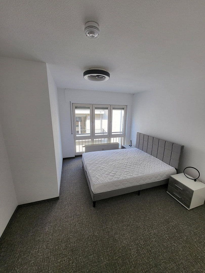 Pronájem bytu 2+1 42 m², Wiener Straße 132, Dresden, Sasko Pronájem bytu 2+1 42 m², Wiener Straße 132, Dresden, Sasko