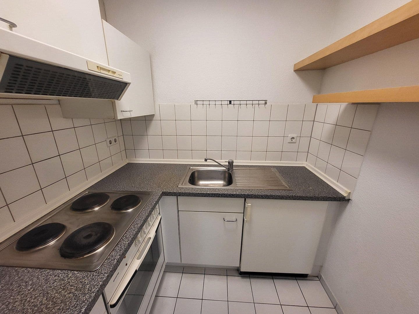 Pronájem bytu 2+1 42 m², Wiener Straße 132, Dresden, Sasko Pronájem bytu 2+1 42 m², Wiener Straße 132, Dresden, Sasko