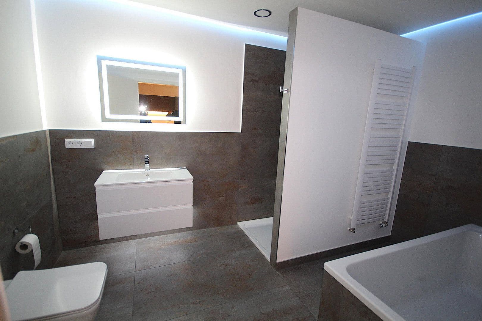 Prodej bytu 2+1 70 m², Nockherstraße 42, München, Bavorsko Prodej bytu 2+1 70 m², Nockherstraße 42, München, Bavorsko