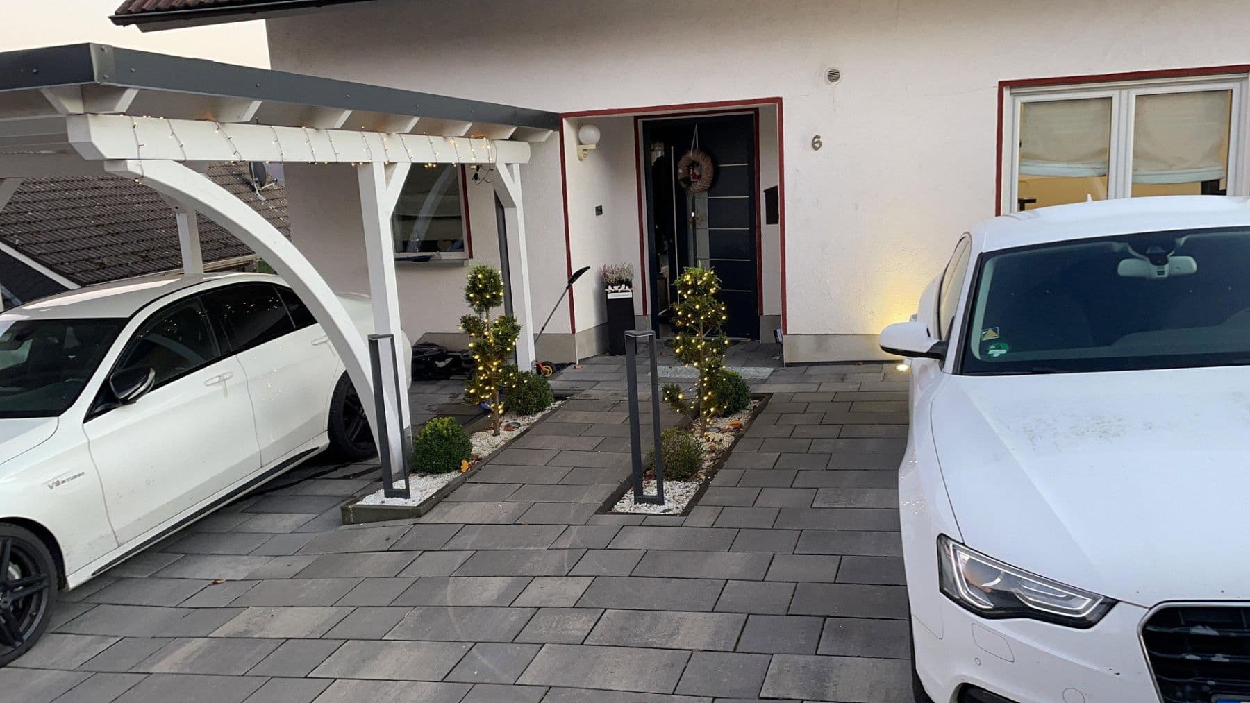 Prodej domu 240 m², pozemek 600 m², Bergneustadt, Severní Porýní-Vestfálsko Prodej domu 240 m², pozemek 600 m², Bergneustadt, Severní Porýní-Vestfálsko