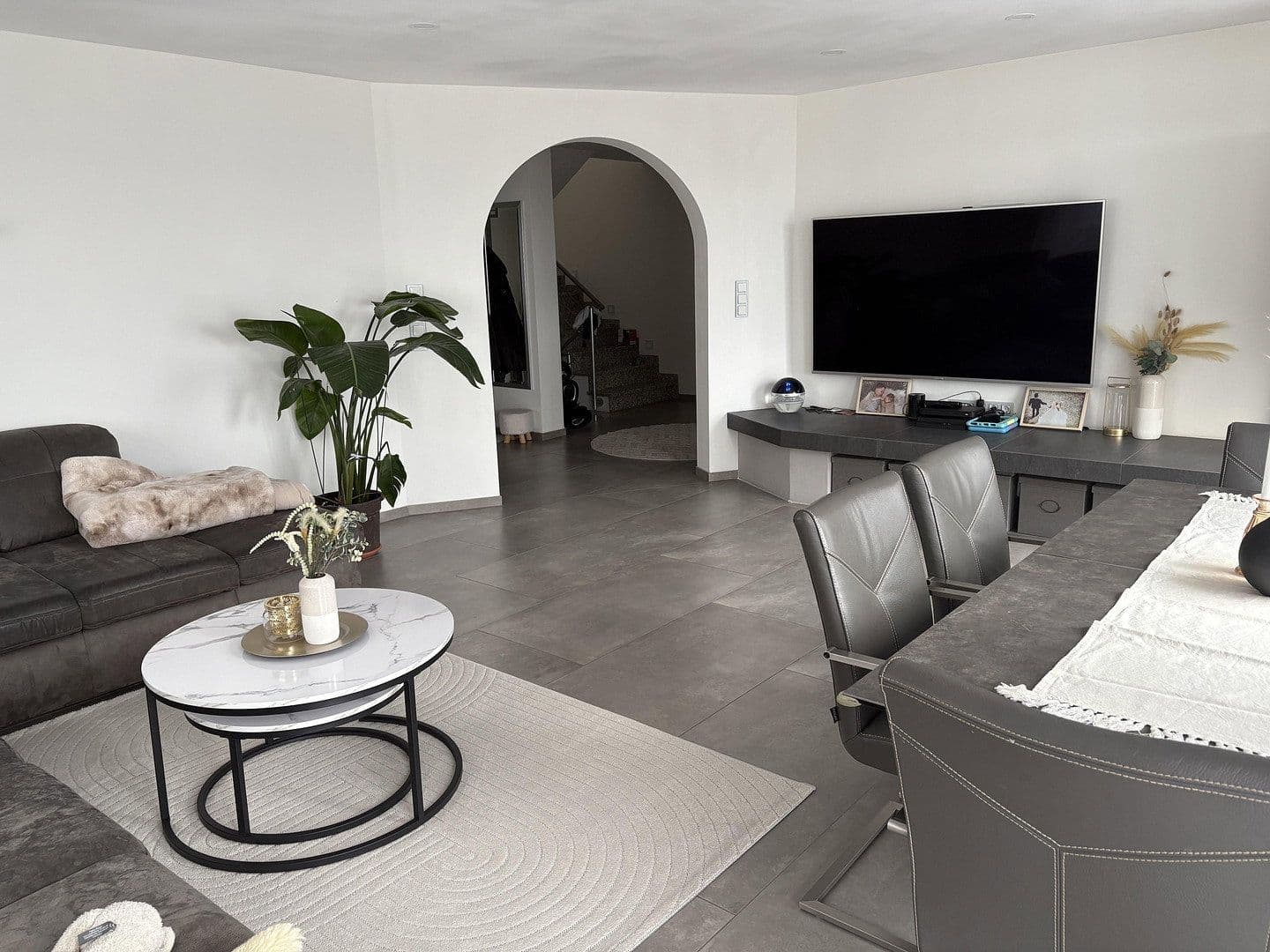 Prodej domu 240 m², pozemek 600 m², Bergneustadt, Severní Porýní-Vestfálsko Prodej domu 240 m², pozemek 600 m², Bergneustadt, Severní Porýní-Vestfálsko