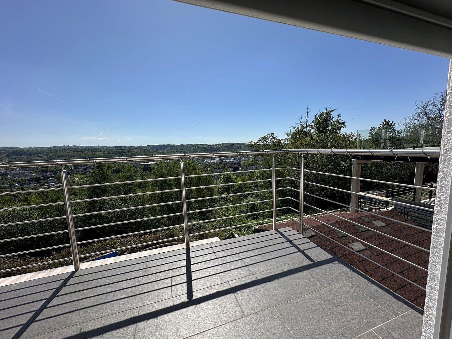 Prodej domu 240 m², pozemek 600 m², Bergneustadt, Severní Porýní-Vestfálsko Prodej domu 240 m², pozemek 600 m², Bergneustadt, Severní Porýní-Vestfálsko
