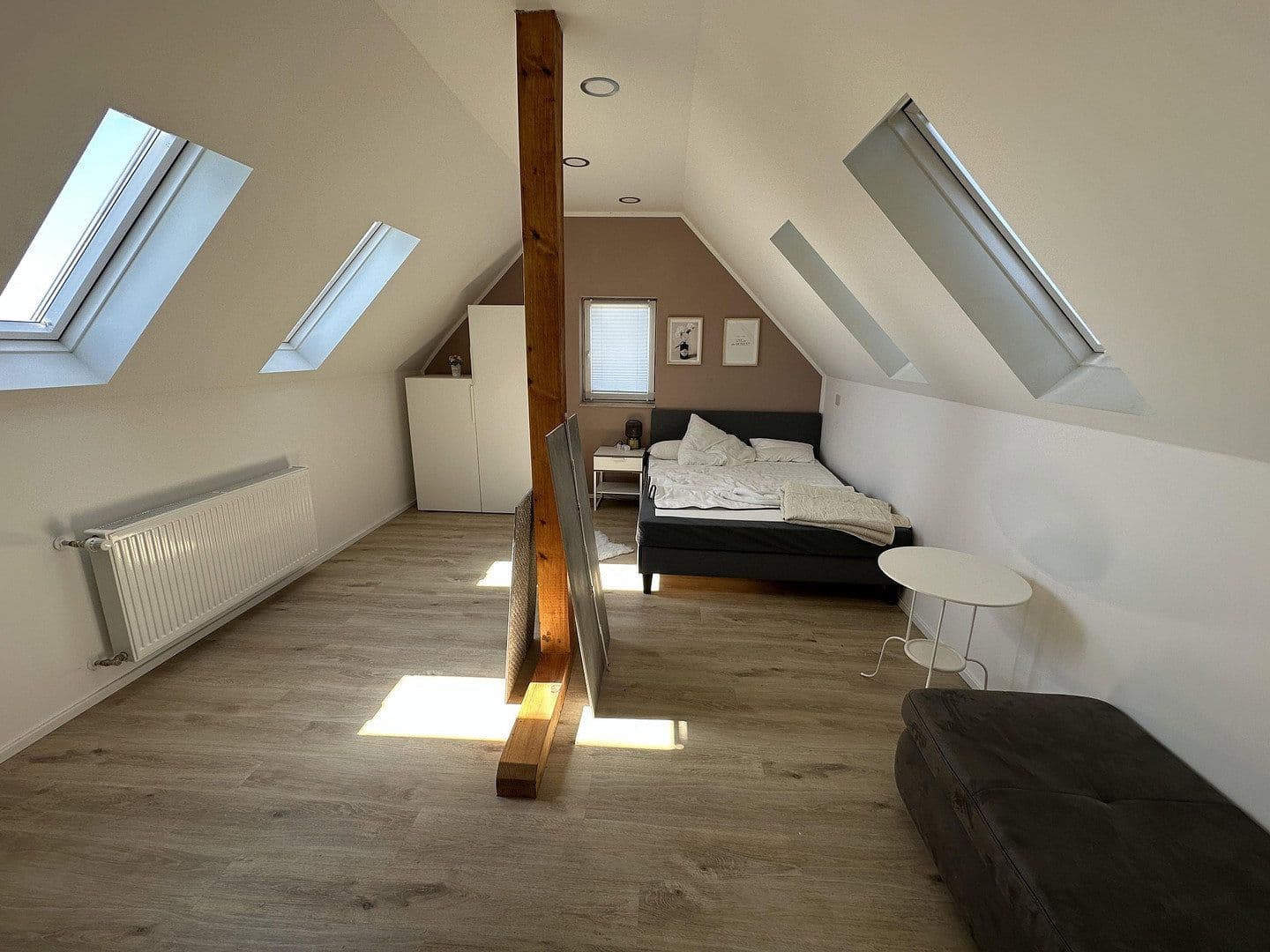 Prodej domu 240 m², pozemek 600 m², Bergneustadt, Severní Porýní-Vestfálsko Prodej domu 240 m², pozemek 600 m², Bergneustadt, Severní Porýní-Vestfálsko