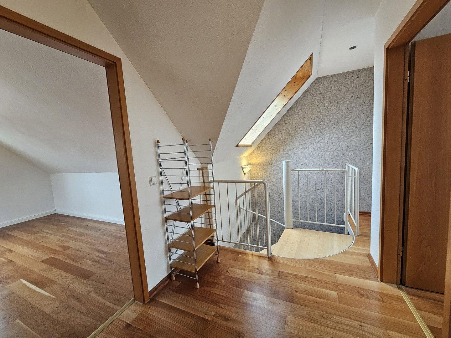 Prodej bytu 3+kk 70 m², Fellbach, Bádensko-Württembersko Prodej bytu 3+kk 70 m², Fellbach, Bádensko-Württembersko