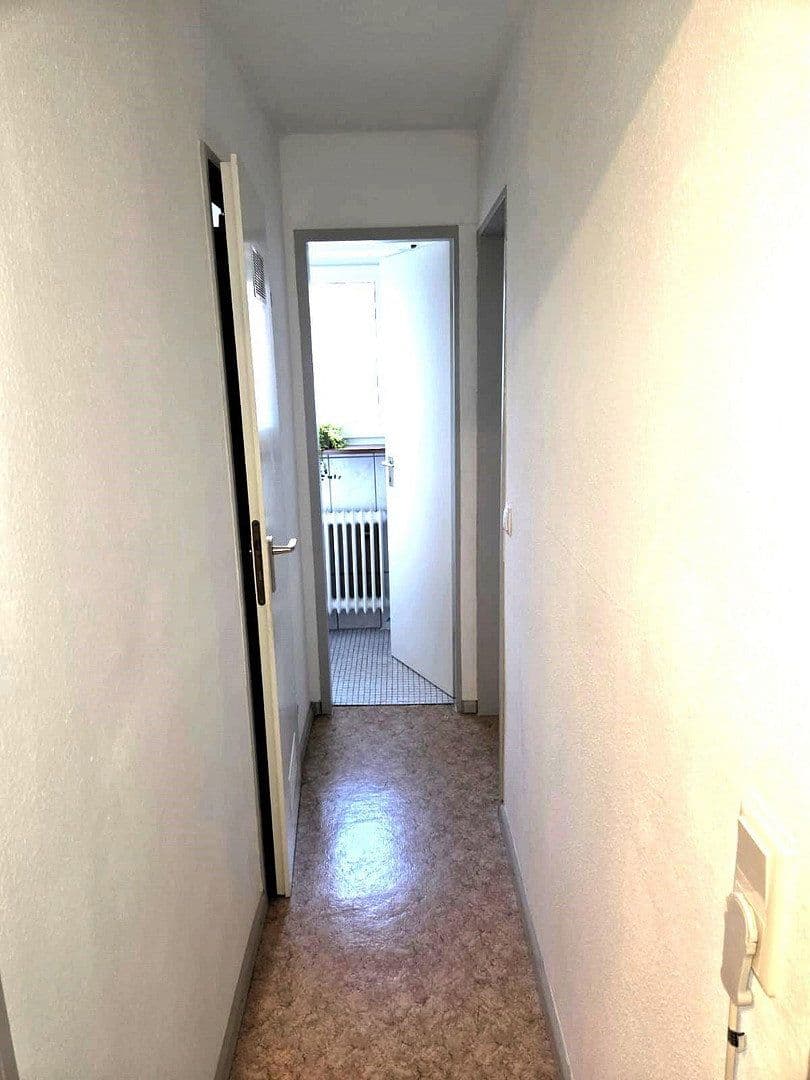Pronájem bytu 2+1 58 m², Kürnberger Str. 15, Schopfheim, Bádensko-Württembersko Pronájem bytu 2+1 58 m², Kürnberger Str. 15, Schopfheim, Bádensko-Württembersko