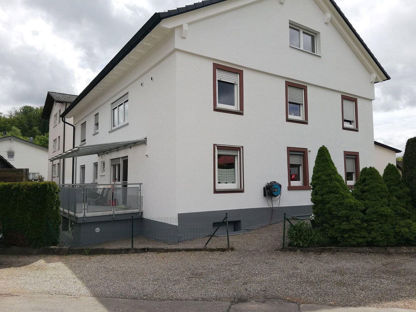 Pronájem bytu 2+1 58 m², Kürnberger Str. 15, Schopfheim, Bádensko-Württembersko Pronájem bytu 2+1 58 m², Kürnberger Str. 15, Schopfheim, Bádensko-Württembersko