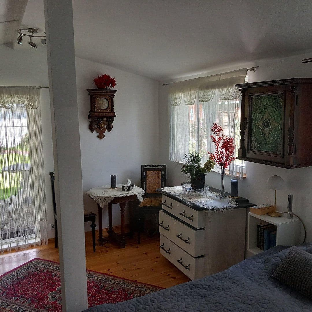 Prodej domu 35 m², pozemek 368 m², Bergstraße, Berlin, Berlín Prodej domu 35 m², pozemek 368 m², Bergstraße, Berlin, Berlín